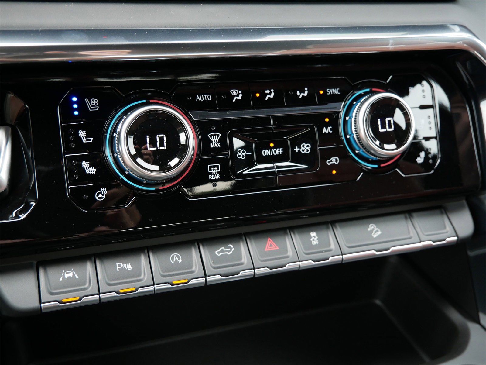New 2026 GMC Sierra 1500 Denali Ultimate image 12