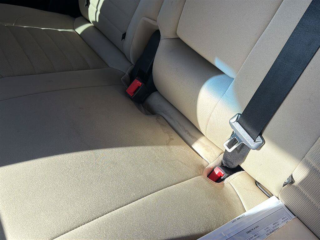 Used 2015 Ford Edge SE FWD image 17
