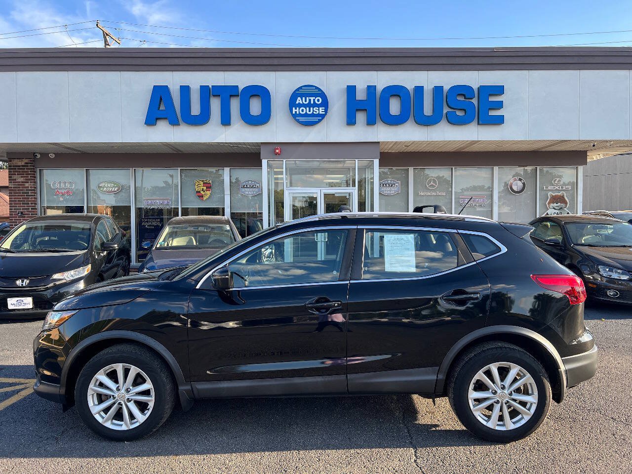 Used 2017 Nissan Rogue Sport SV AWD/4WD image 7
