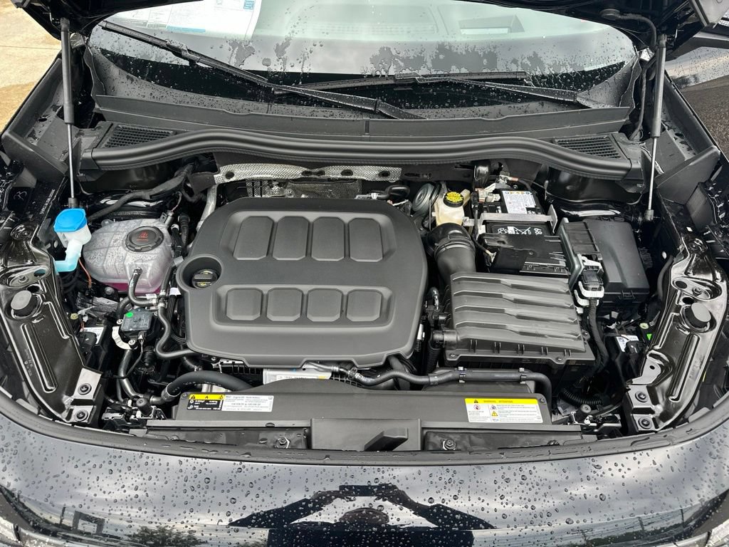 New 2026 Volkswagen Tiguan SE R-Line AWD/4WD image 21