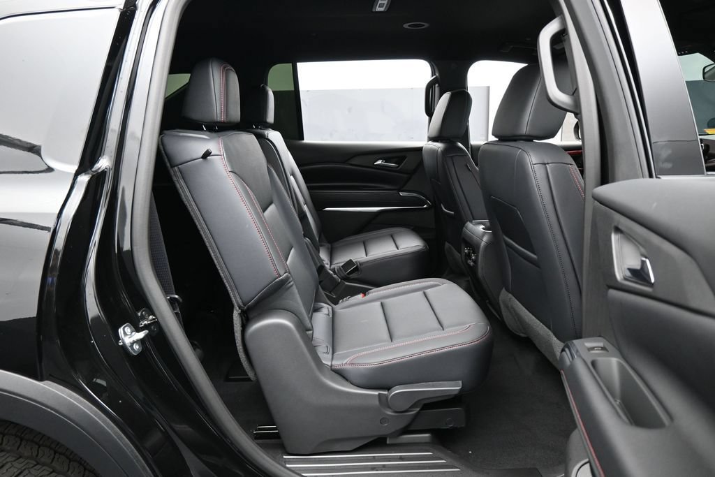 Used 2026 Chevrolet Traverse Z71 AWD/4WD image 40
