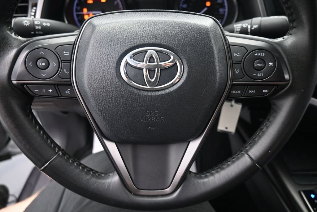 Used 2024 Toyota Camry SE FWD image 19