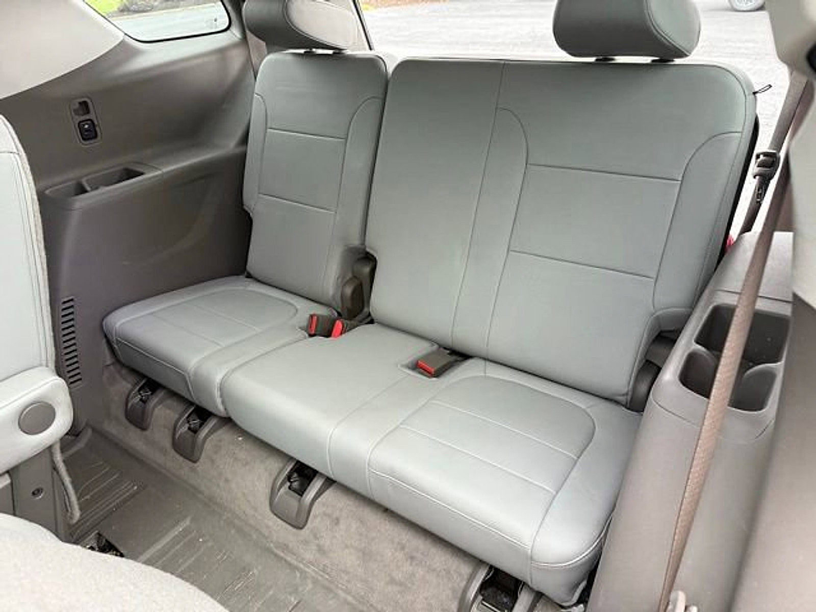 Used 2019 Chevrolet Traverse LT w/ LT Premium Package AWD/4WD image 16