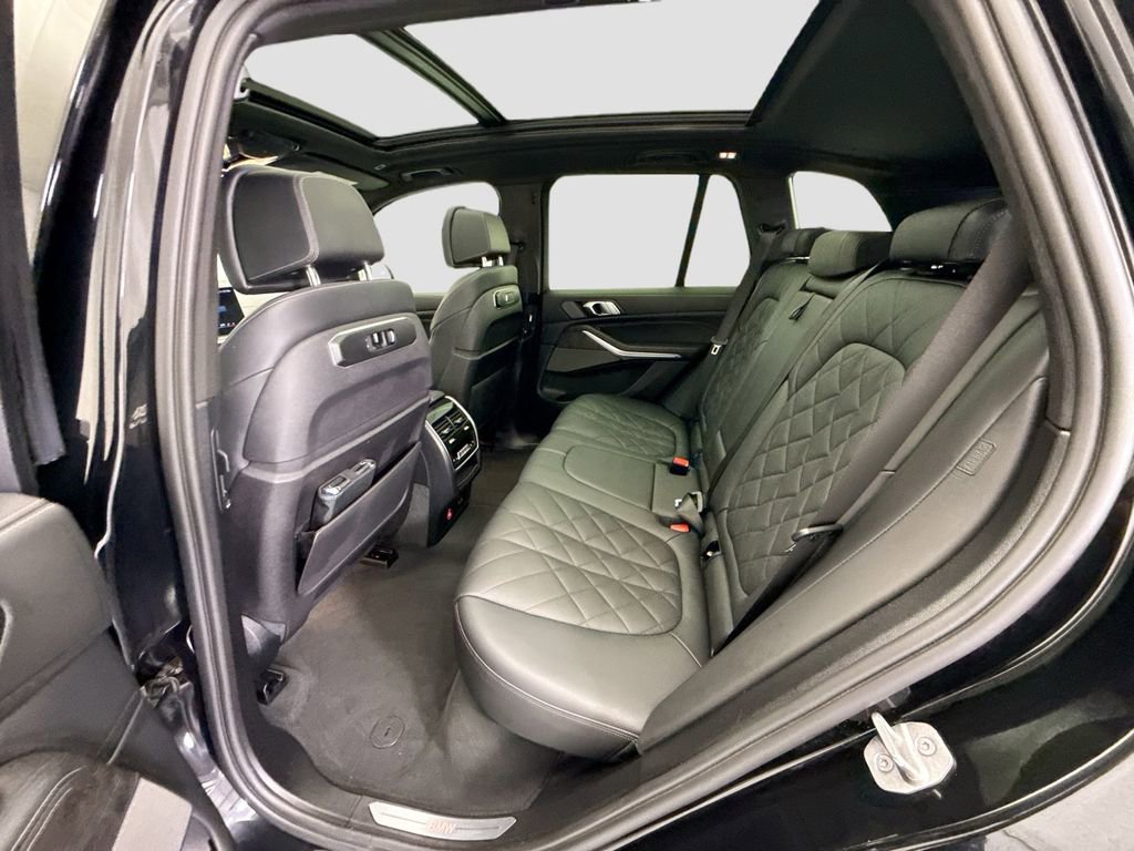 Used 2024 BMW X5 xDrive40i w/ Premium Package AWD/4WD image 20