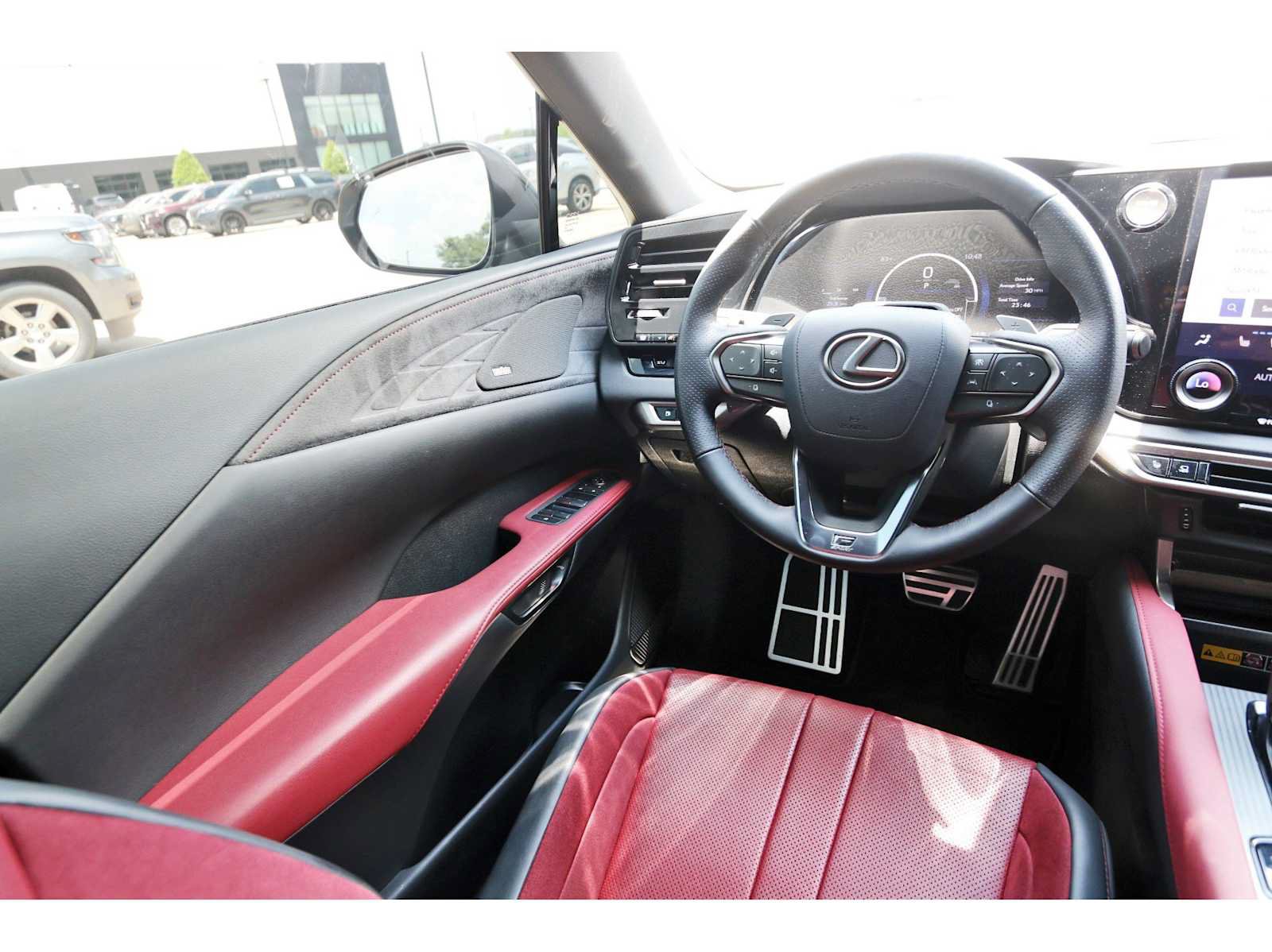 Used 2025 Lexus RX 500h F Sport w/ Convenience Package AWD/4WD image 6