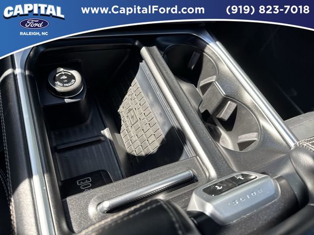 Certified 2025 Ford Expedition Platinum w/ Stealth Appearance Package image 33