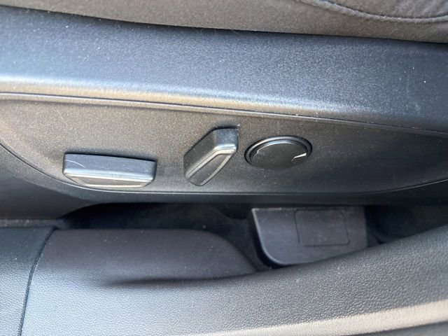 Used 2024 Ford Escape Active AWD/4WD image 23