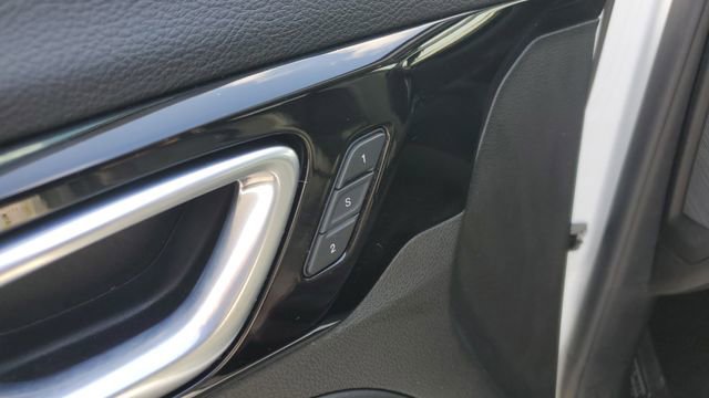 Used 2022 Jeep Compass Trailhawk w/ Trailhawk Elite Group image 6