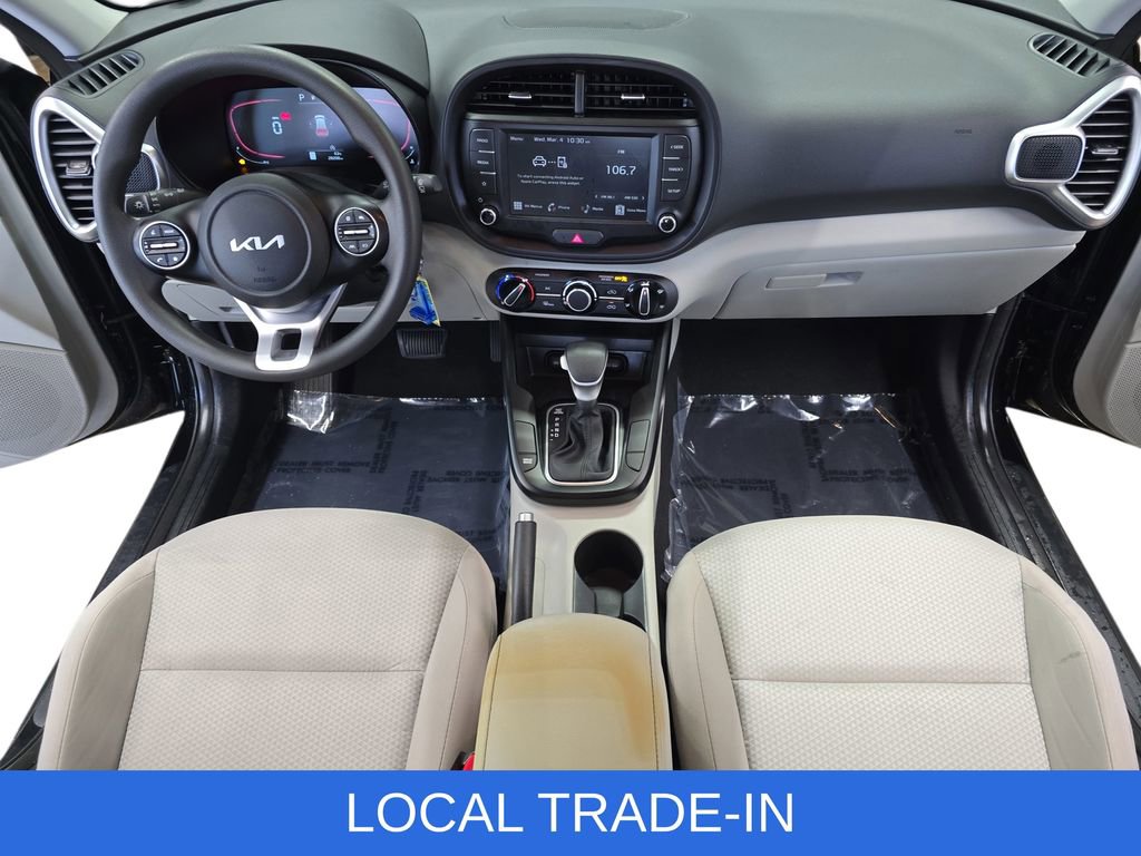 Used 2023 Kia Soul LX image 9