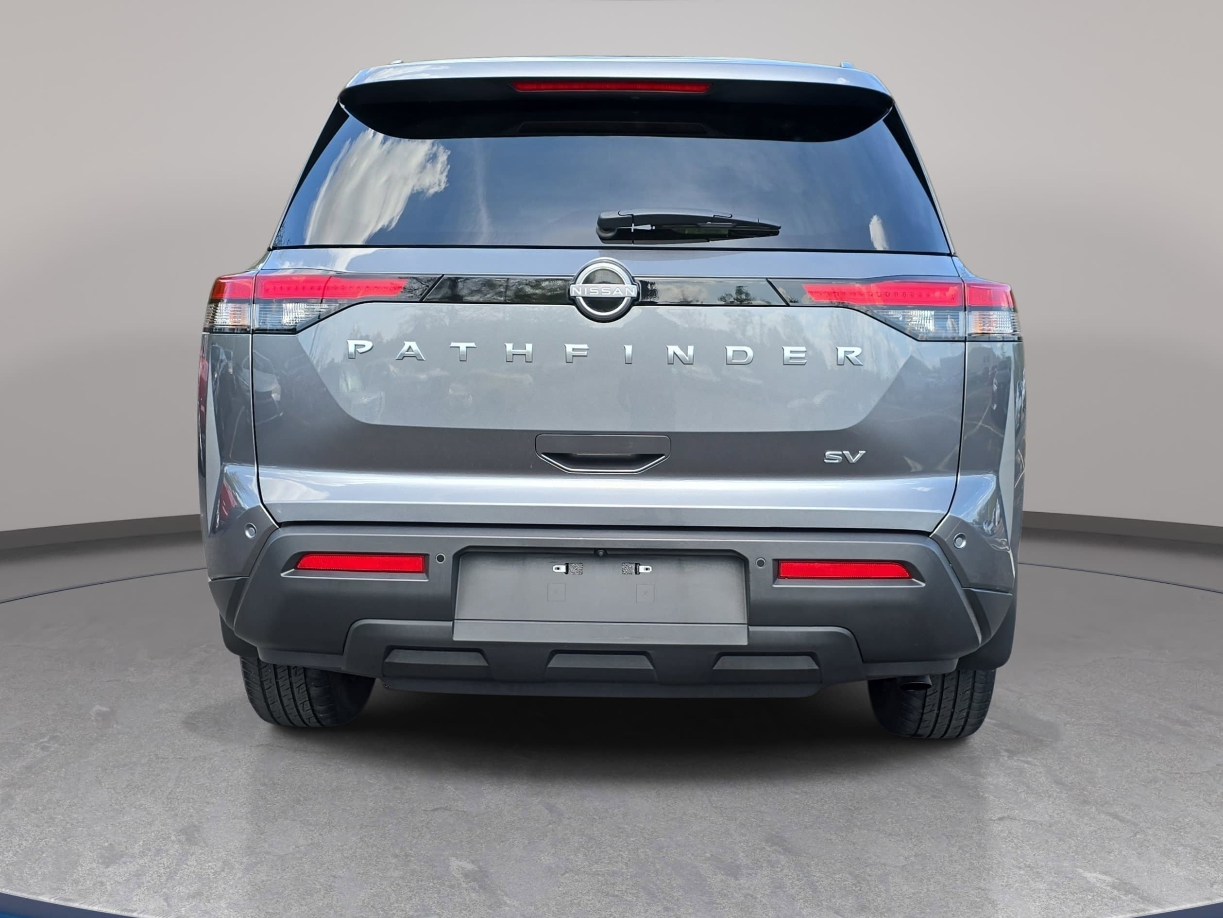 Used 2024 Nissan Pathfinder SV w/ SV Premium Package image 6