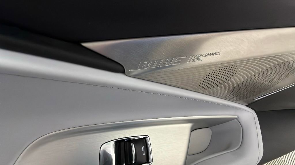 Used 2020 Chevrolet Corvette Stingray Premium Cpe w/ 3LT Preferred Equipment Group image 40