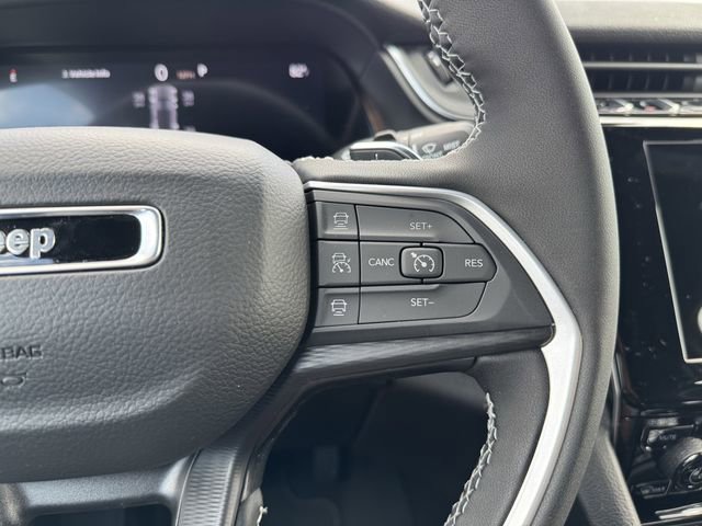 New 2025 Jeep Grand Cherokee Altitude w/ MOPAR Finishing Package image 13