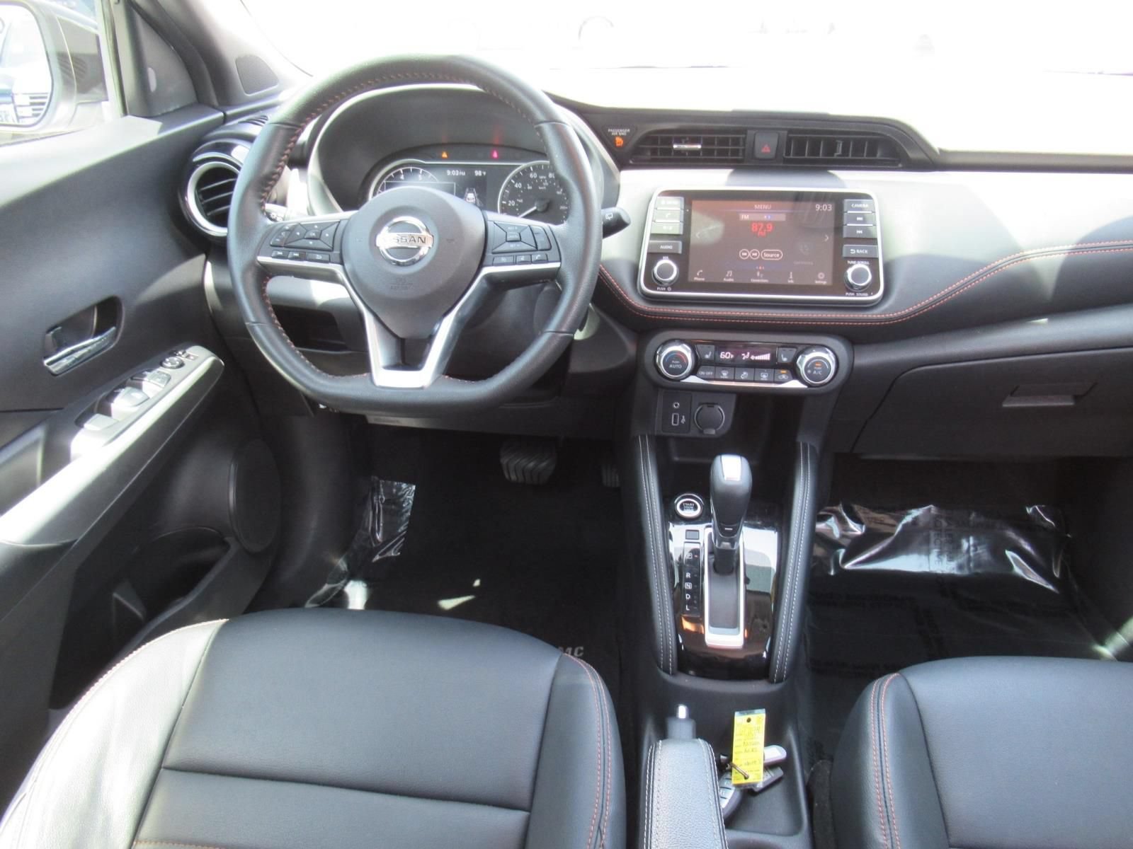 Used 2020 Nissan Kicks SR w/ SR Premium Package FWD image 14