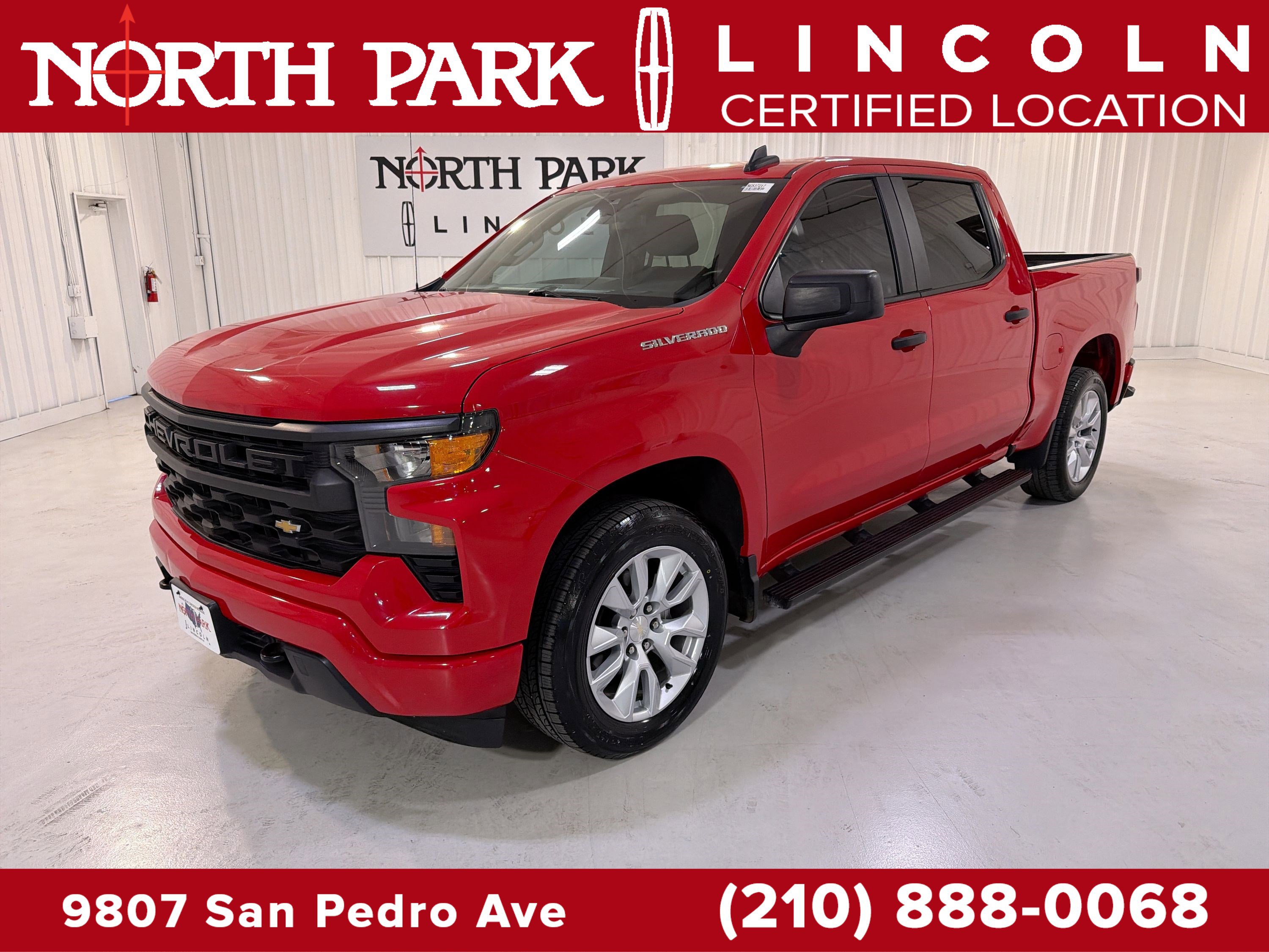 Used 2022 Chevrolet Silverado 1500 Custom image 1