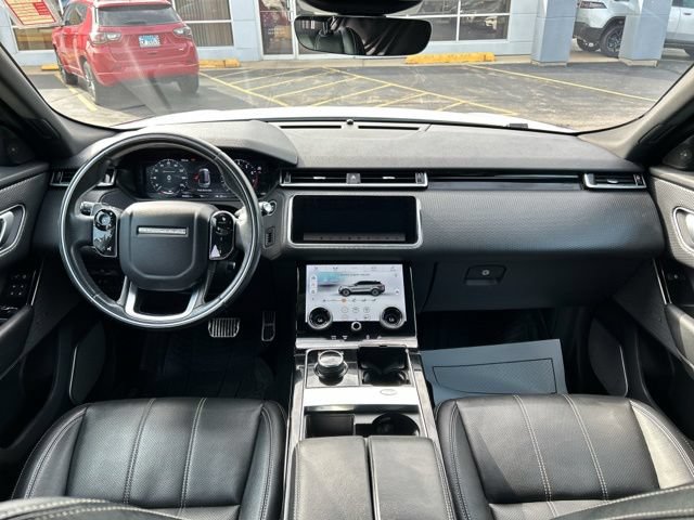 Used 2019 Land Rover Range Rover Velar R-Dynamic SE AWD/4WD image 28