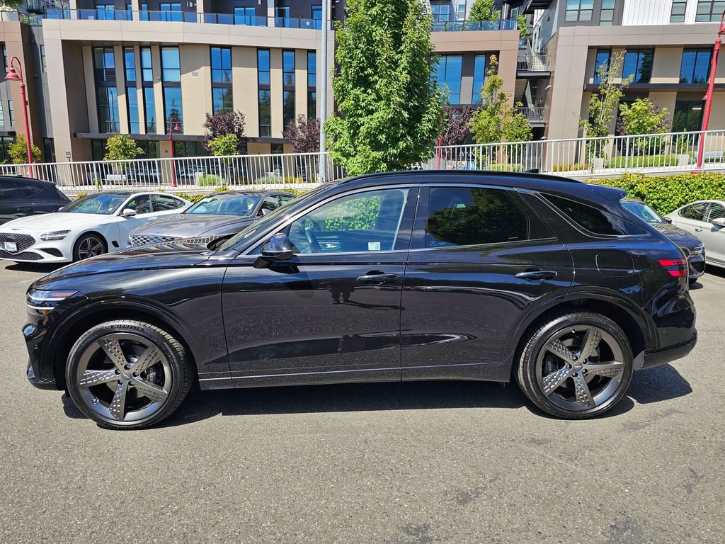 Certified 2025 Genesis GV70 3.5T Sport w/ Sport Prestige Package AWD/4WD image 8