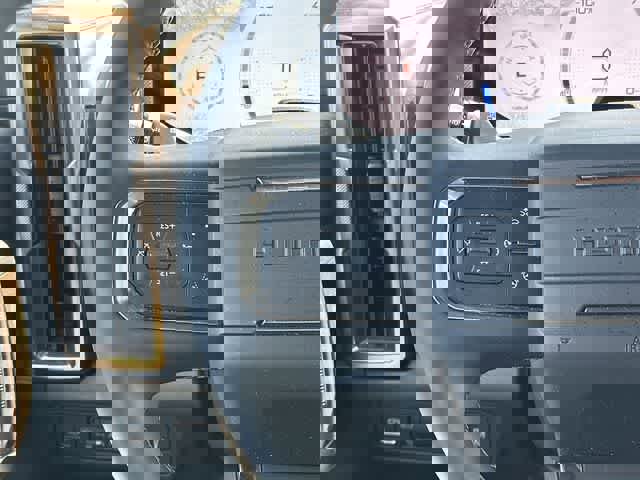 Used 2024 GMC Hummer EV 2X AWD/4WD image 8