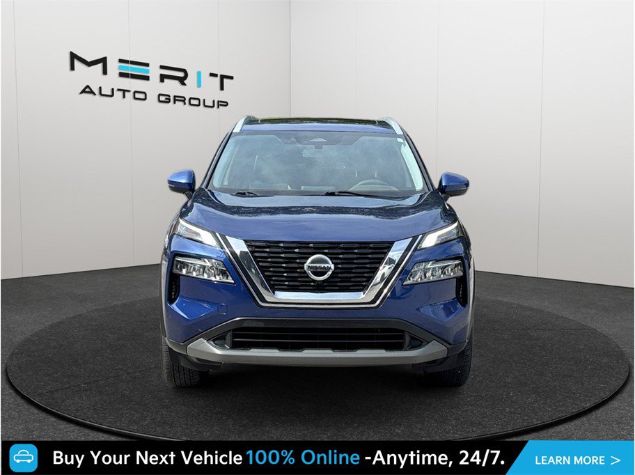 Used 2021 Nissan Rogue SV w/ Premium Package FWD image 3