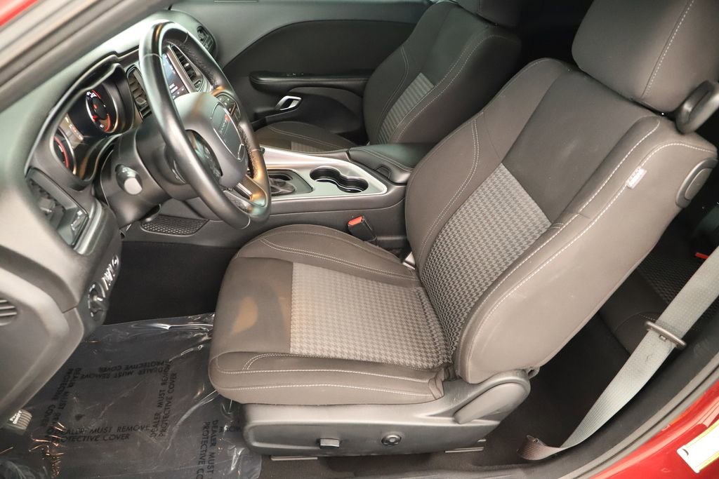 Used 2020 Dodge Challenger SXT image 20