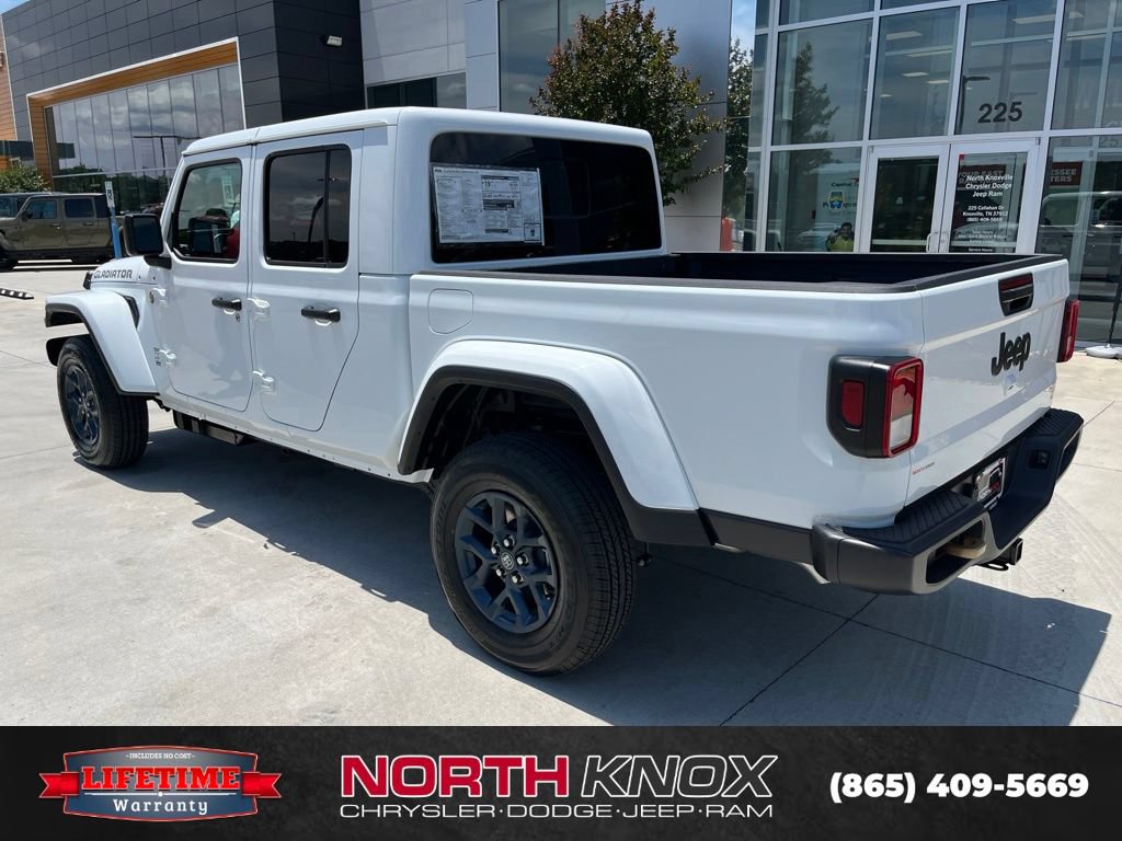 New 2026 Jeep Gladiator Sport AWD/4WD image 16