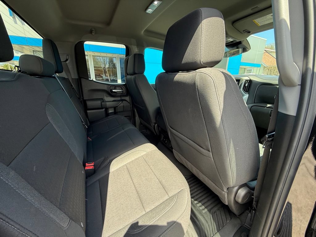 Used 2024 Chevrolet Silverado 1500 Custom AWD/4WD image 28