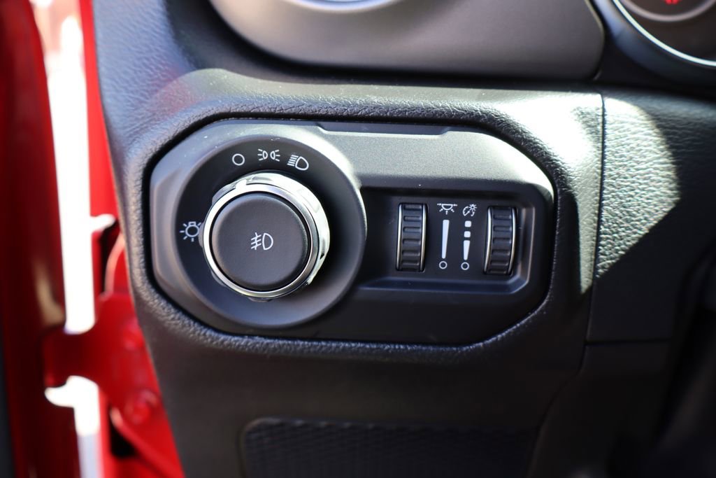 Used 2022 Jeep Wrangler Unlimited Sport image 15