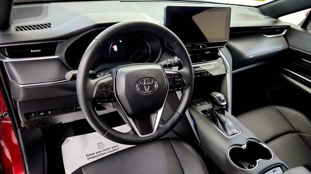 Used 2023 Toyota Venza XLE AWD/4WD image 24
