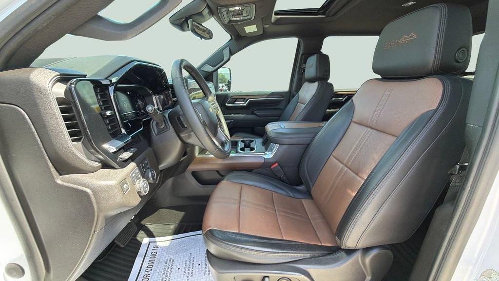 Certified 2024 Chevrolet Silverado 3500 High Country w/ High Country Premium Package AWD/4WD image 17