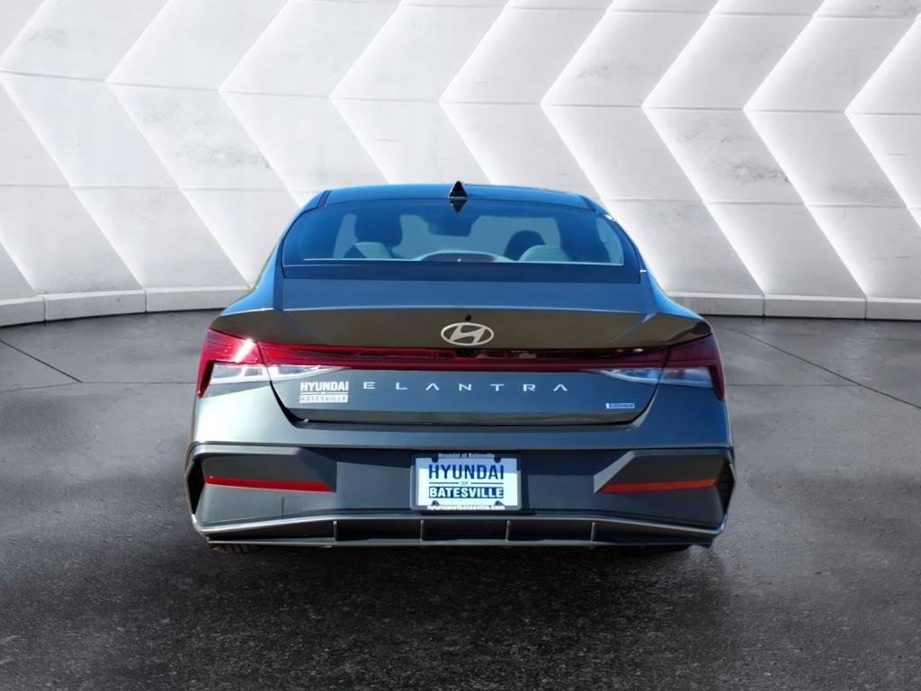 Used 2025 Hyundai Elantra Blue w/ Cargo Package image 4