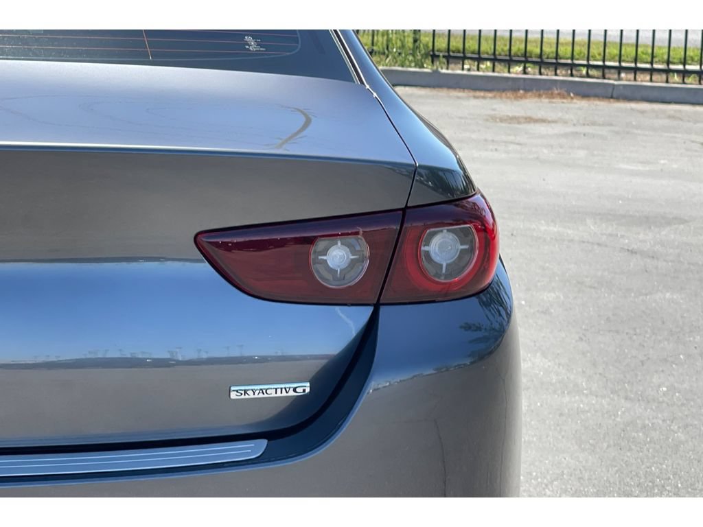 Certified 2025 MAZDA MAZDA3 s FWD image 47