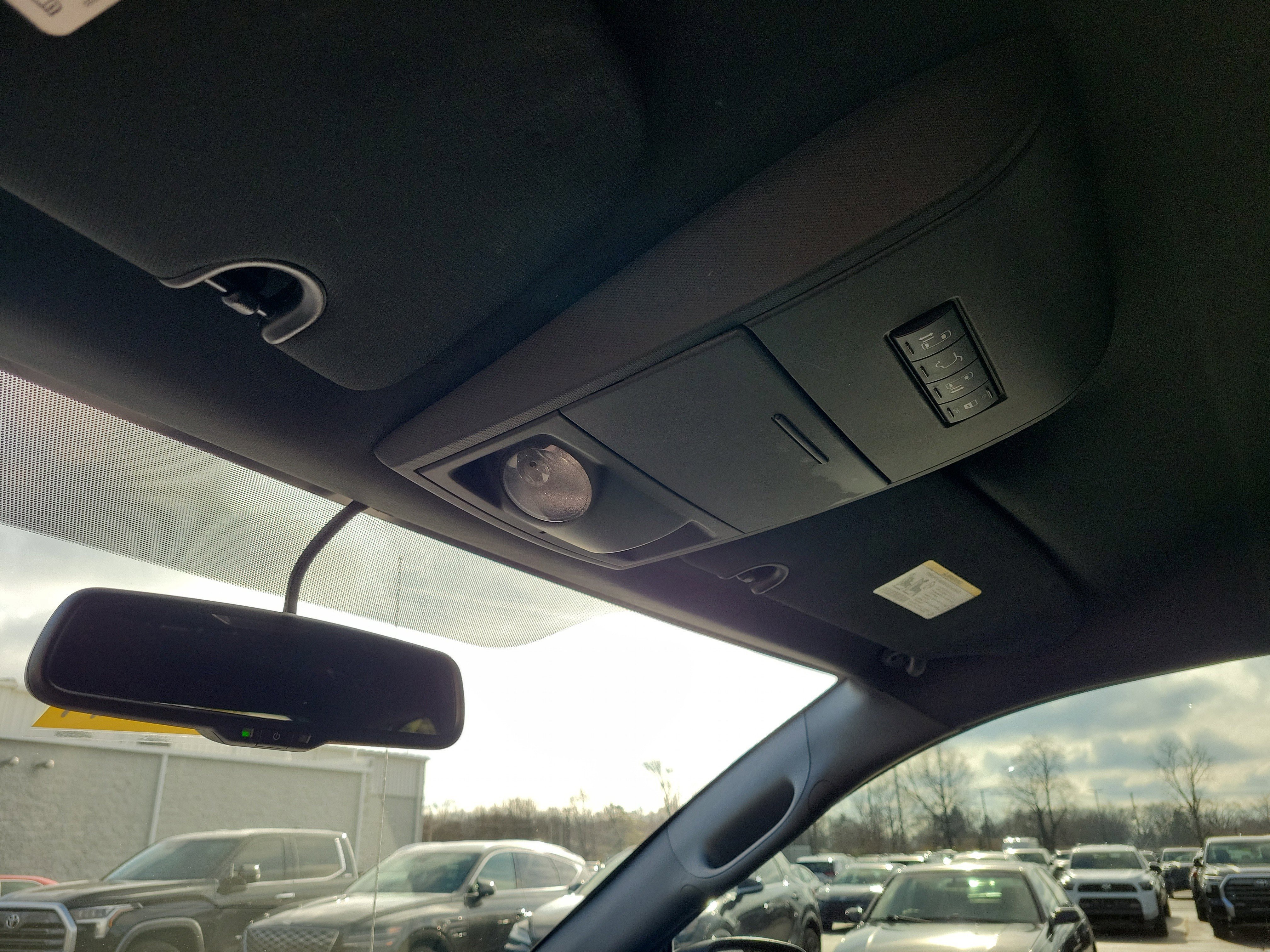 Used 2015 Dodge Grand Caravan SXT w/ Blacktop Package image 30