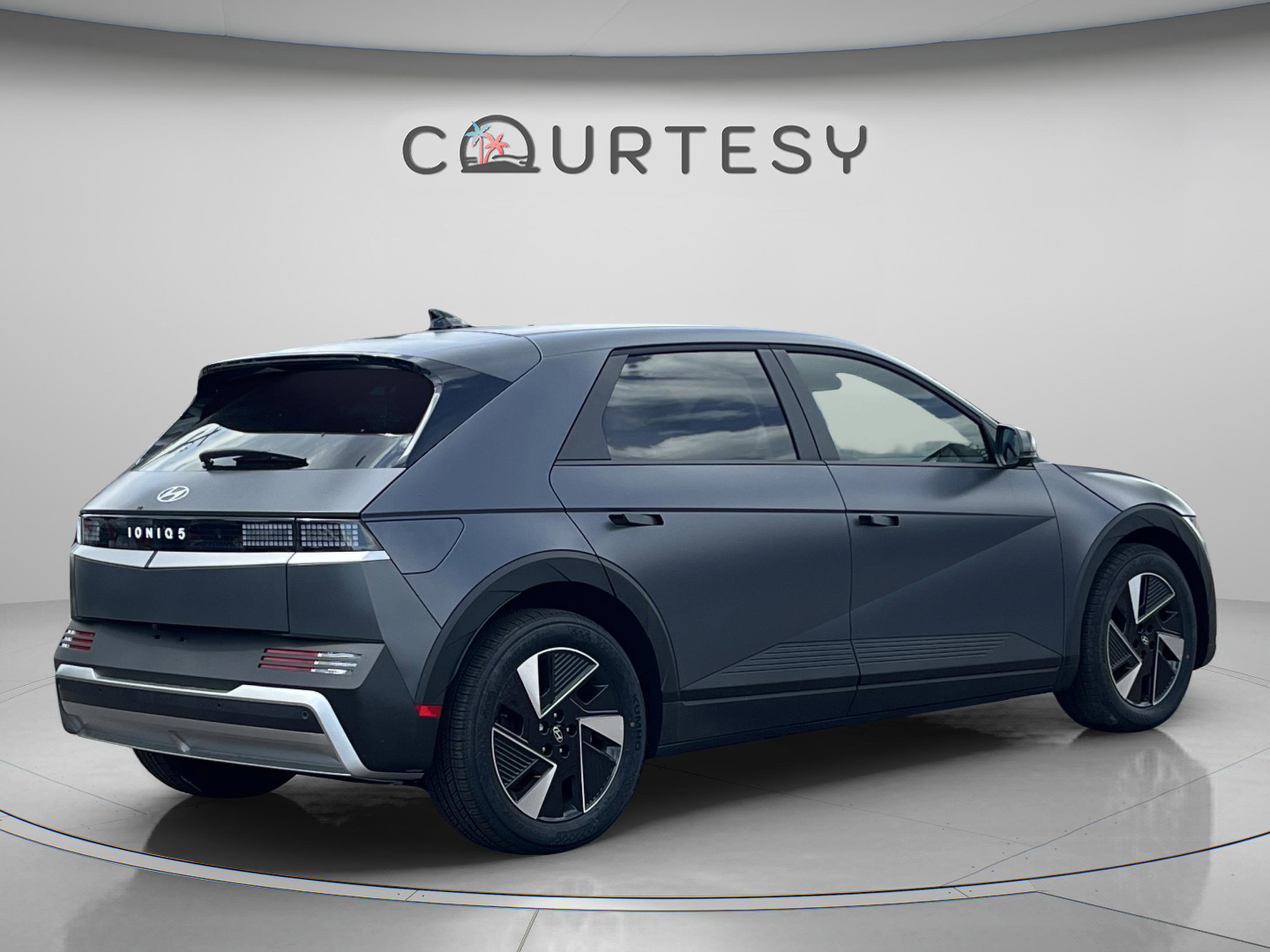 New 2026 Hyundai Ioniq 5 SEL RWD image 5