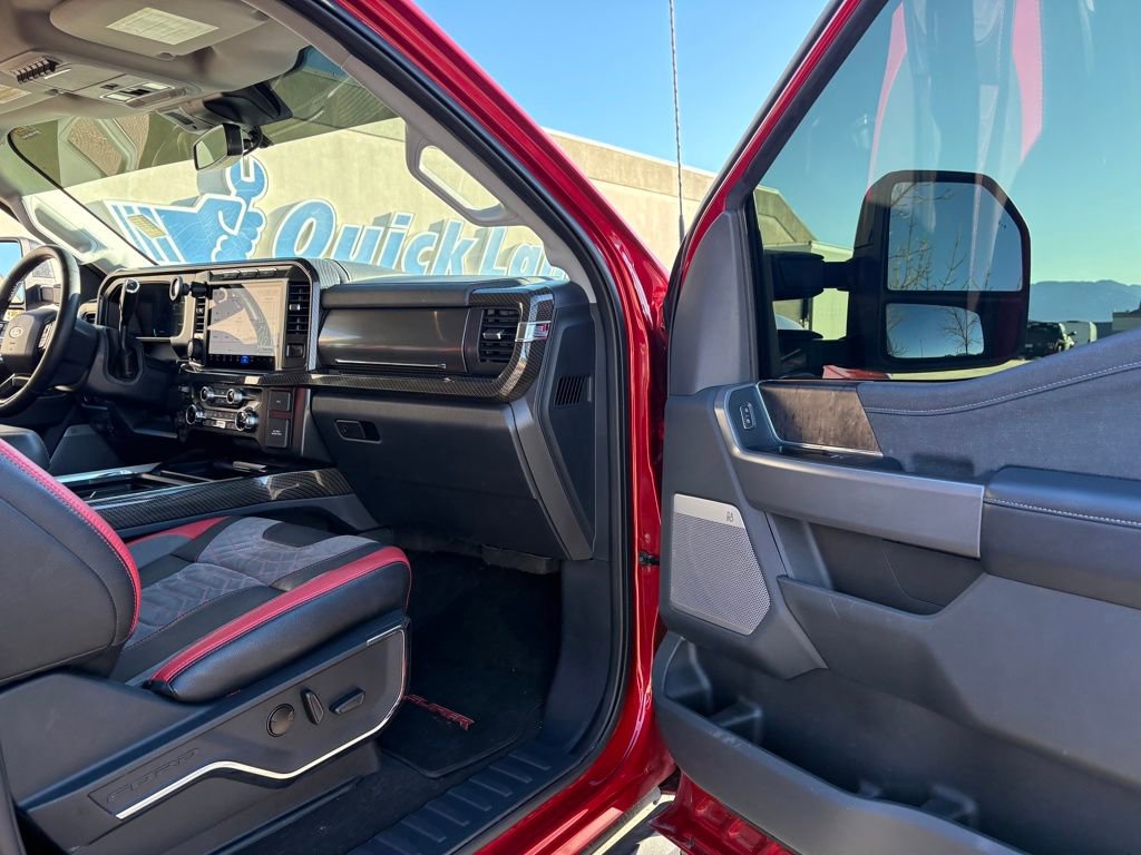 Used 2024 Ford F250 Lariat w/ Lariat Ultimate Package image 33