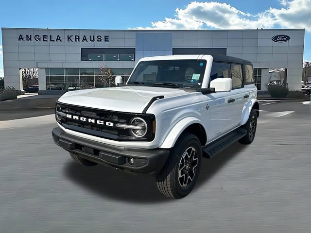New 2026 Ford Bronco Outer Banks image 3