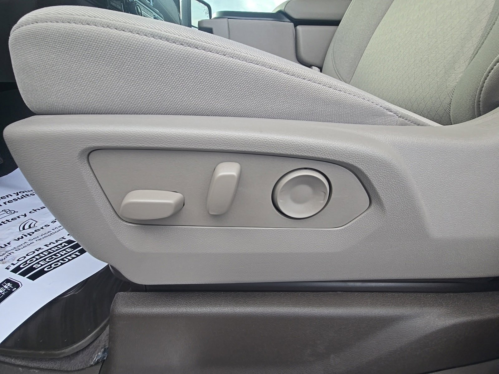 Used 2025 Chevrolet Silverado 2500 LT image 16