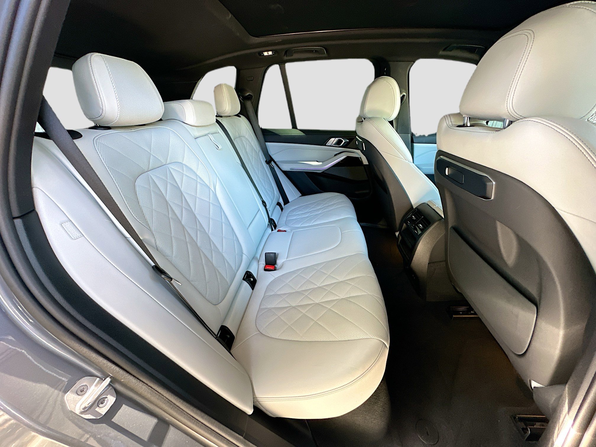 Certified 2024 BMW X5 sDrive40i w/ Premium Package image 29