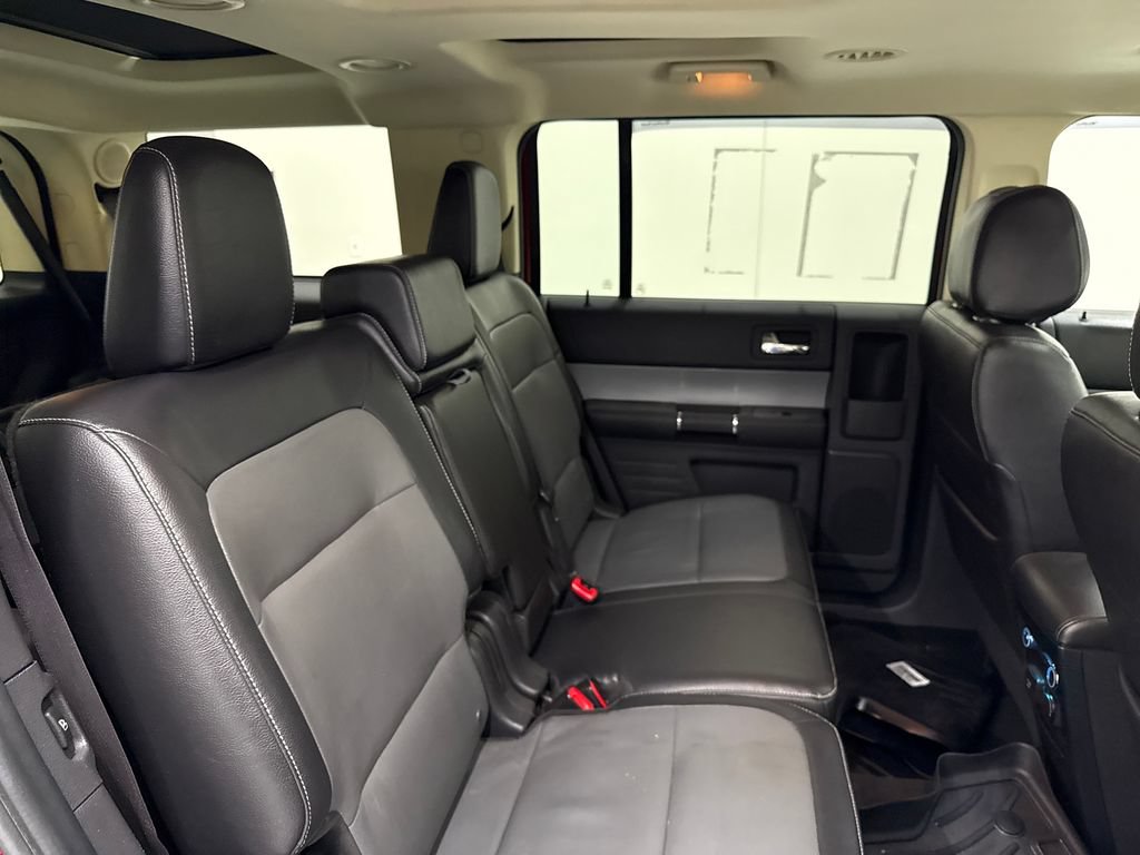Used 2014 Ford Flex Limited w/ Equipment Group 303A AWD/4WD image 29