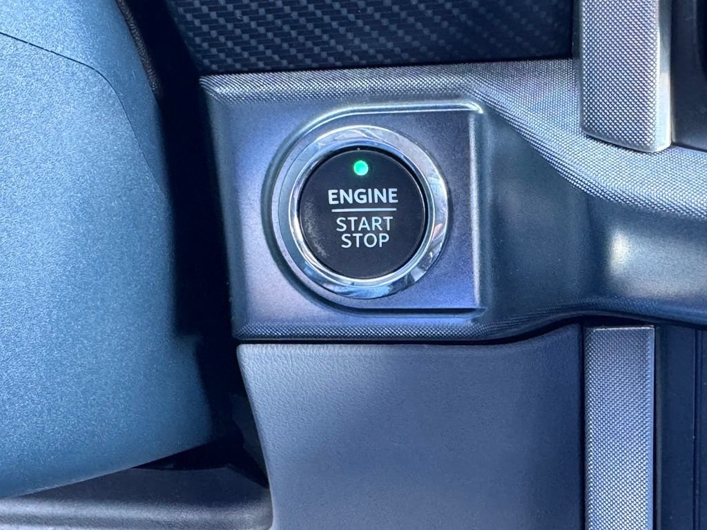 Used 2023 Ford F150 Limited AWD/4WD image 7