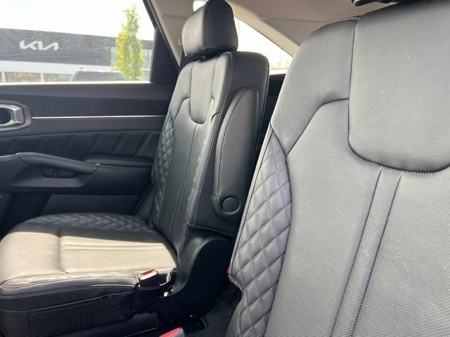 Certified 2022 Kia Sorento SX Prestige AWD/4WD image 33