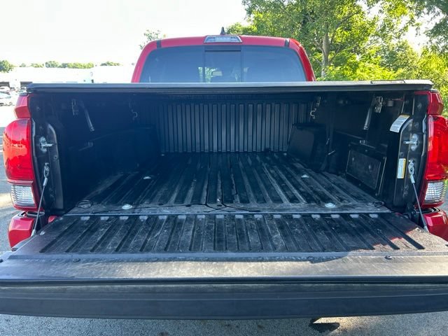 Certified 2022 Toyota Tacoma SR5 w/ Technology Package AWD/4WD image 34