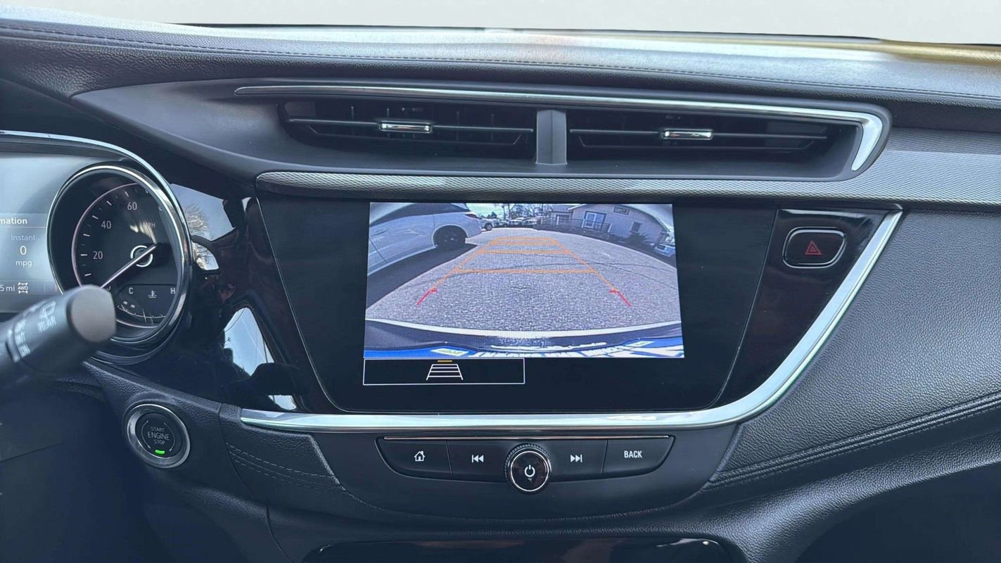 Used 2021 Buick Encore GX Select image 12