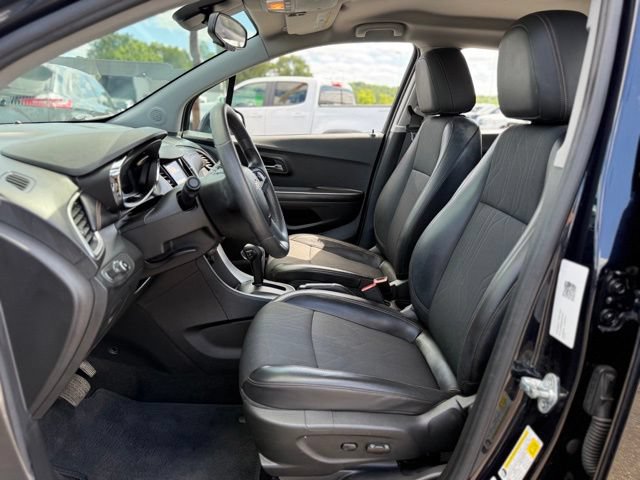 Used 2022 Chevrolet Trax LT AWD/4WD image 11