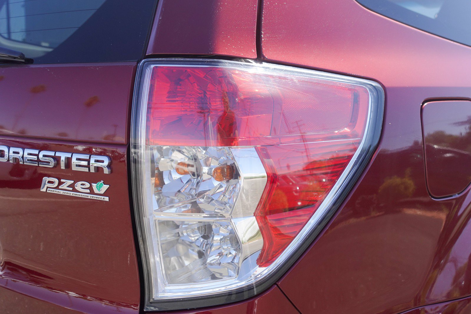 Used 2011 Subaru Forester 2.5X Limited AWD/4WD image 5