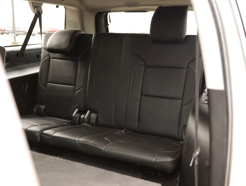 Used 2019 Chevrolet Suburban LT AWD/4WD image 34