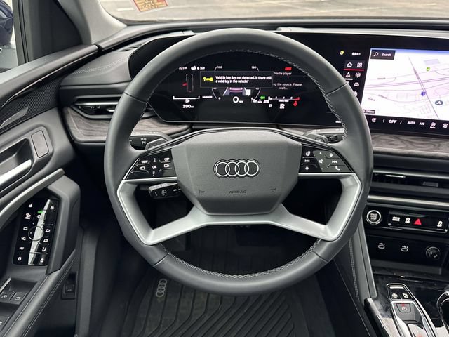 Certified 2025 Audi Q5 Premium w/ Premium Plus AWD/4WD image 17