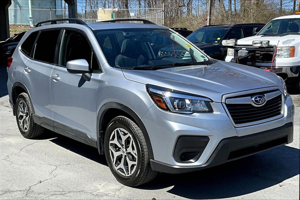 Used 2020 Subaru Forester Premium image 19