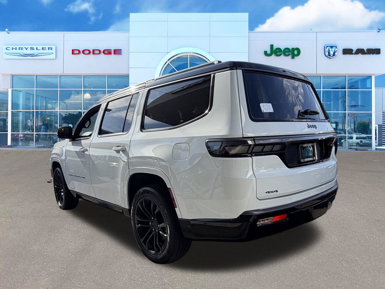 New 2026 Jeep Grand Wagoneer Summit AWD/4WD image 7
