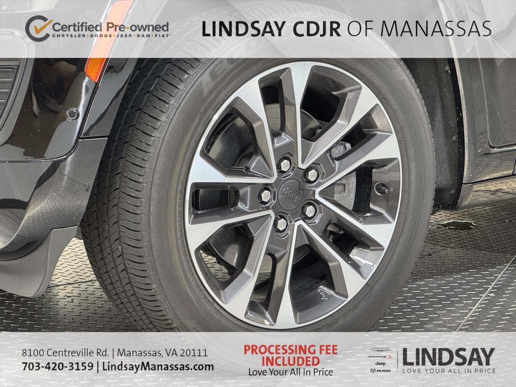 Used 2025 Jeep Grand Cherokee L Overland w/ Advanced Protech Group III AWD/4WD image 10
