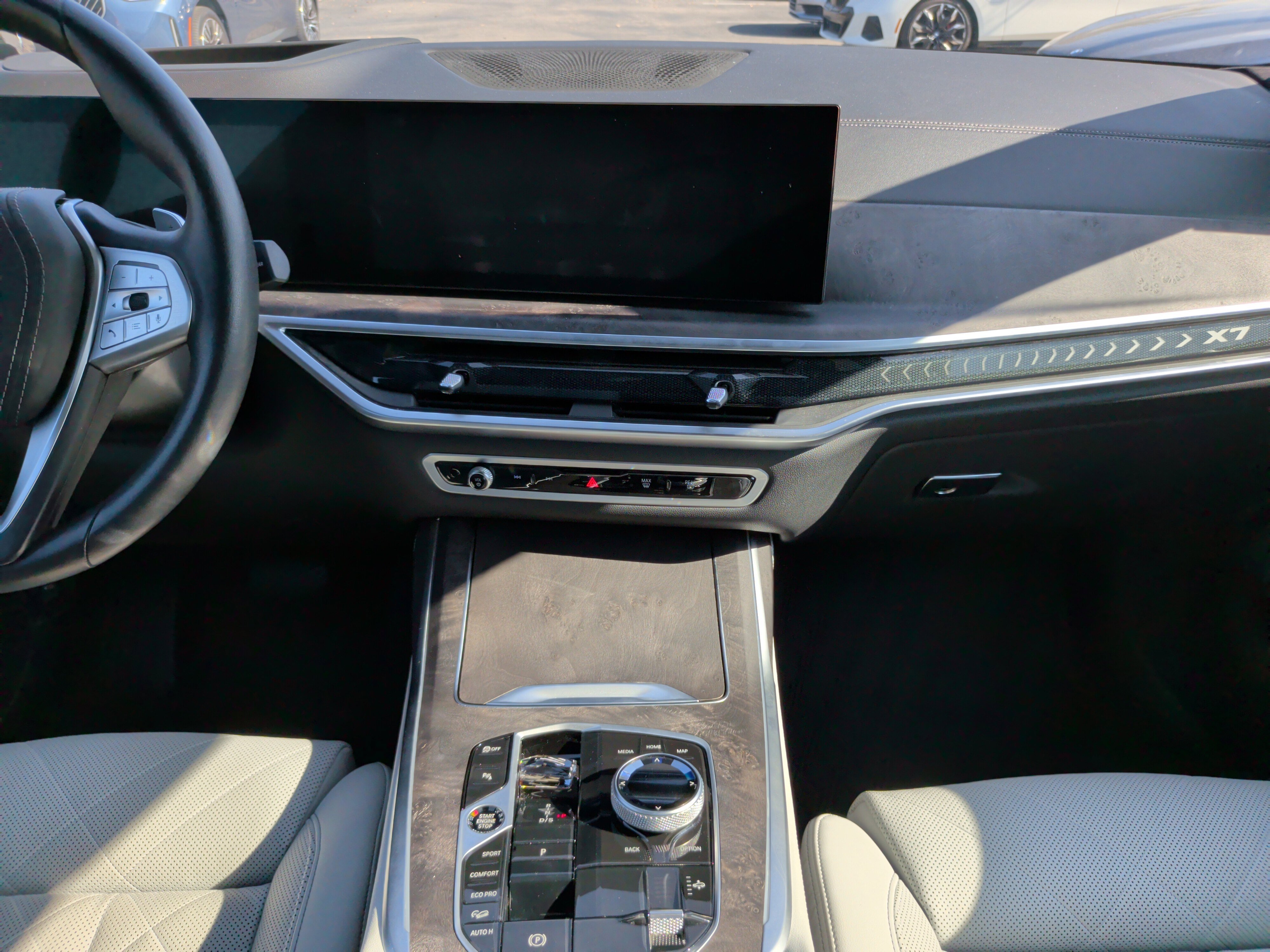 Certified 2024 BMW X7 xDrive40i image 34