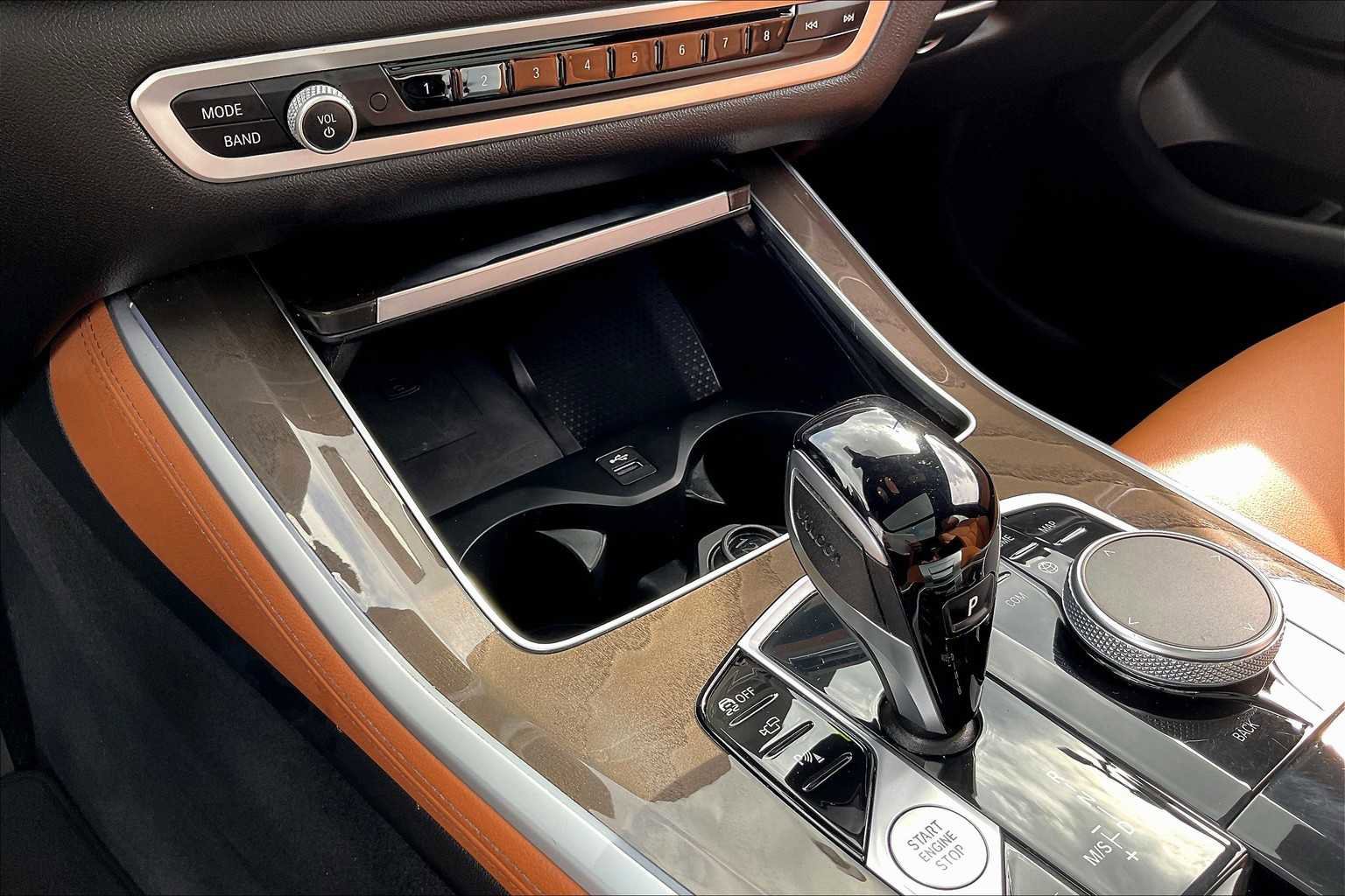 Used 2022 BMW X5 xDrive40i w/ M Sport Package image 37